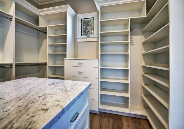 Olympia Closet and Shelving Service
