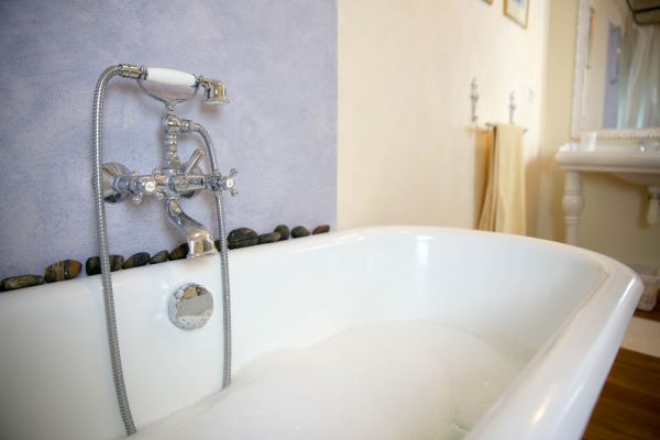 Olympia Bathtub Refinishing